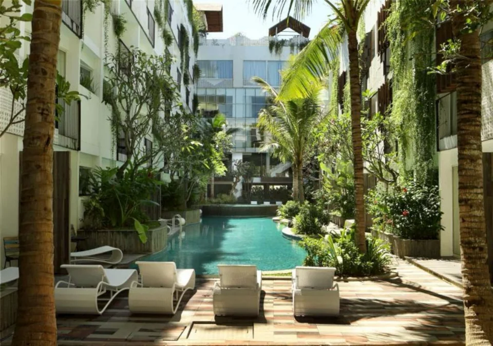 The Akmani Legian