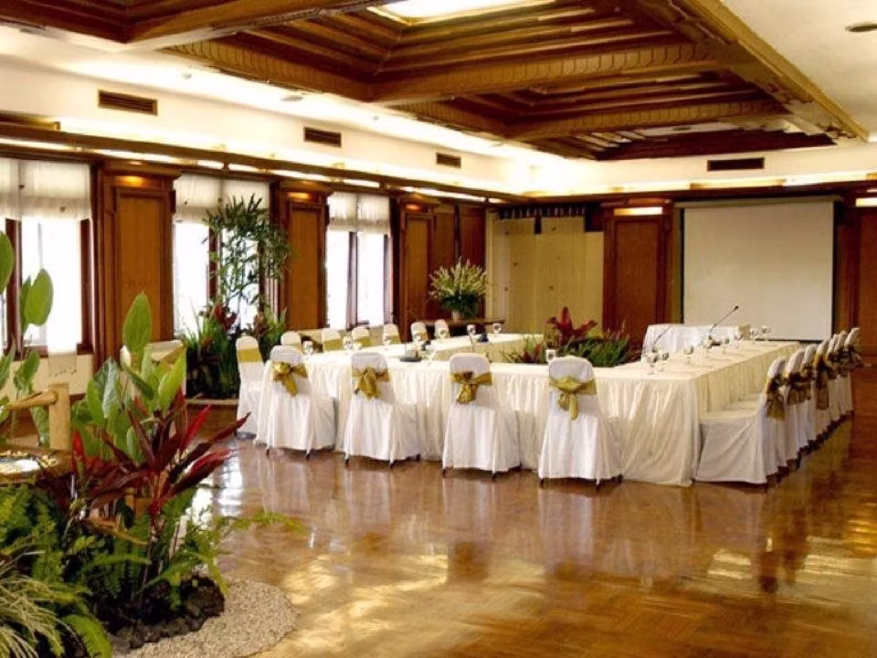 Kamandalu Resort & Spa