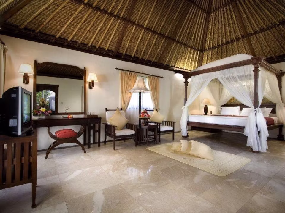 Kamandalu Resort & Spa