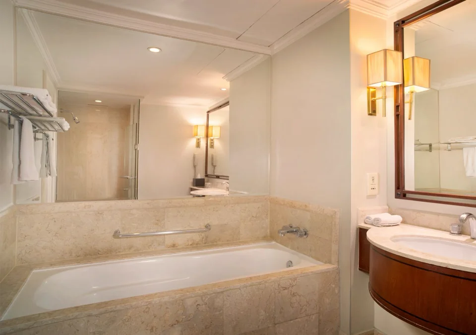 Sheraton Surabaya Hotel & Towers