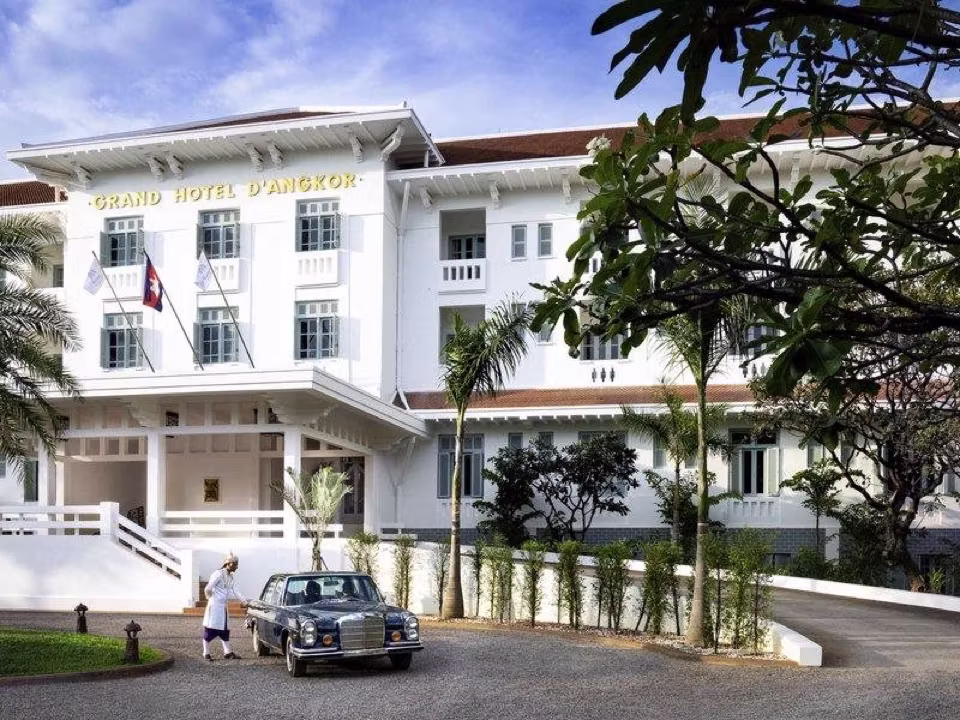 Raffles Grand Hotel d'Angkor