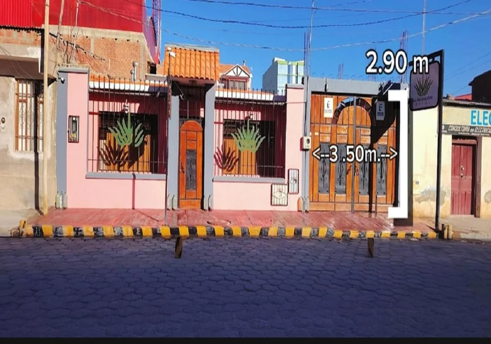Las Tholas Hotel