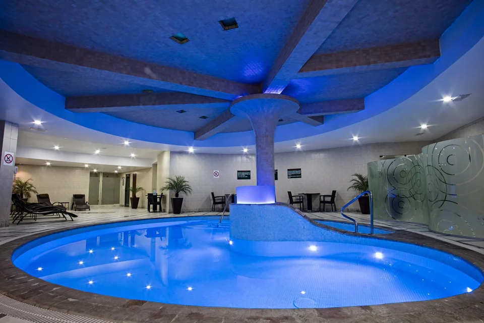 Suites Camino Real
