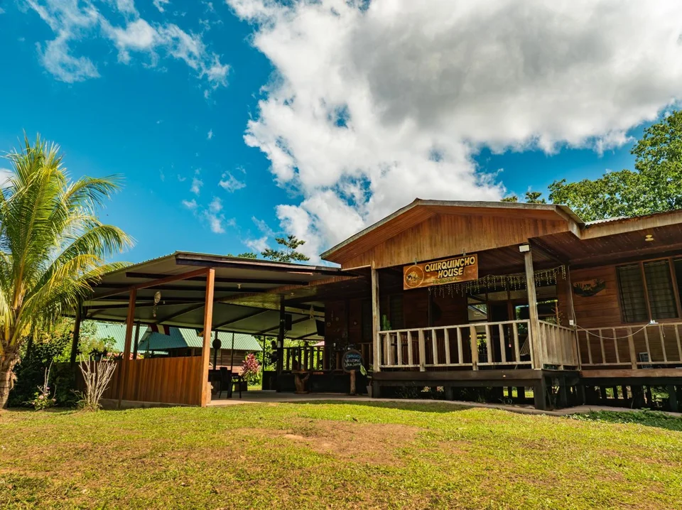 Quirquincho House