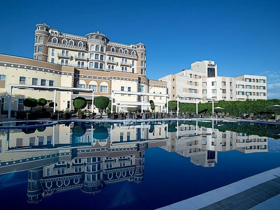 A photograph of Jannat Regency