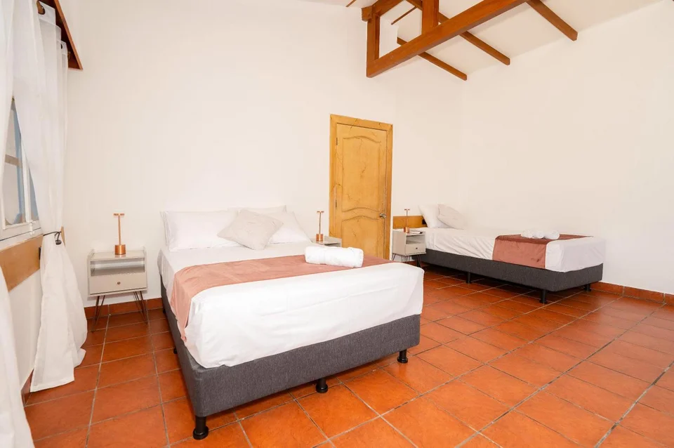 Hotel Crossman