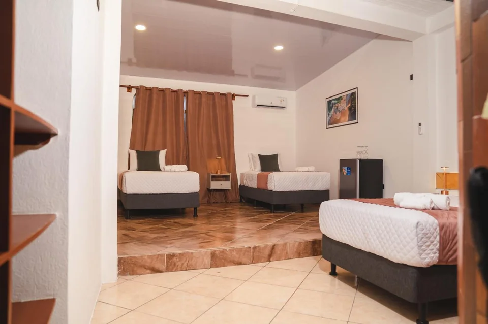 Hotel Crossman