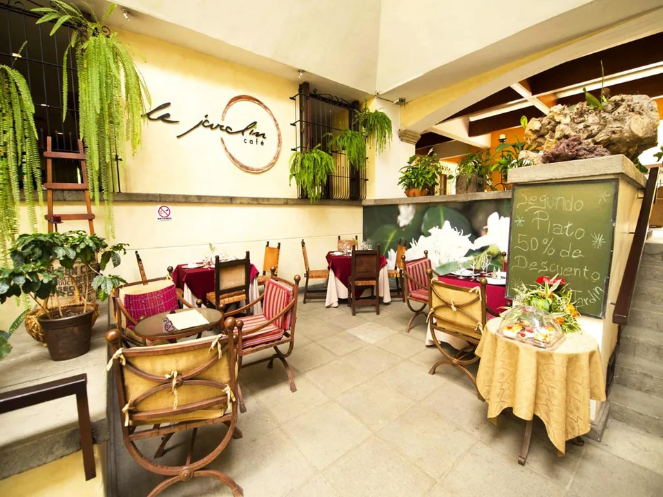 Hotel Soleil La Antigua