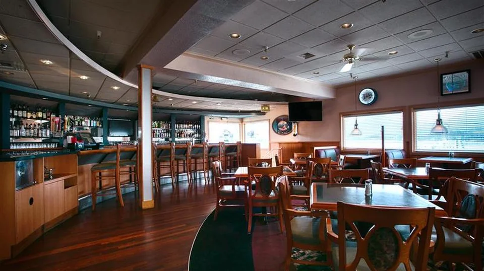 The Landing Hotel