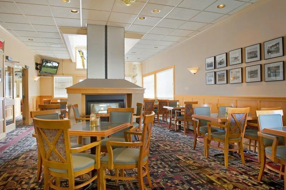 The Landing Hotel
