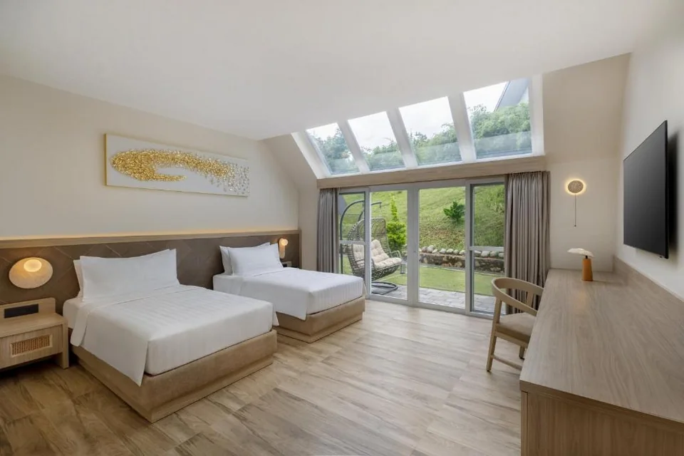 Himalayan Hideaway Resort Pokhara, The Centara Collection