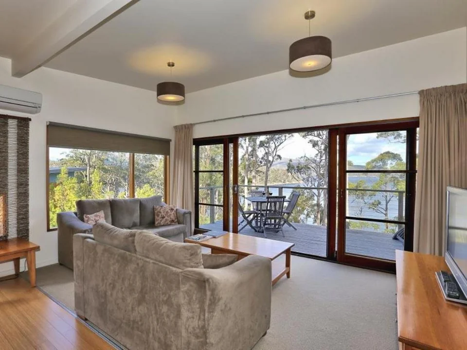 Stewarts Bay Lodge