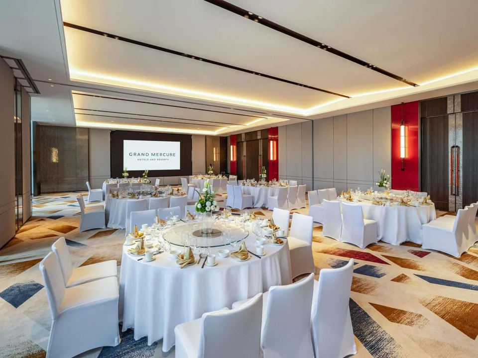 Grand Mercure Yichang Waitan
