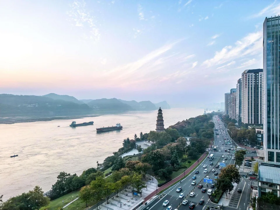 Grand Mercure Yichang Waitan