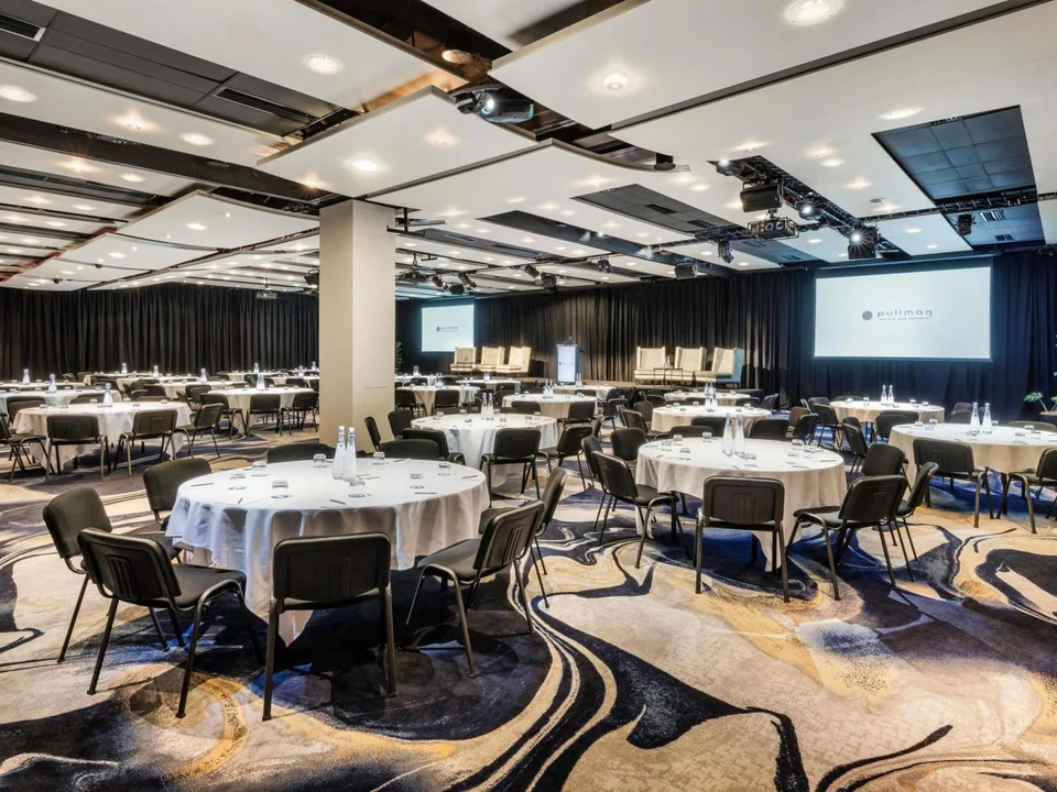 Pullman Auckland Hotel & Apartments