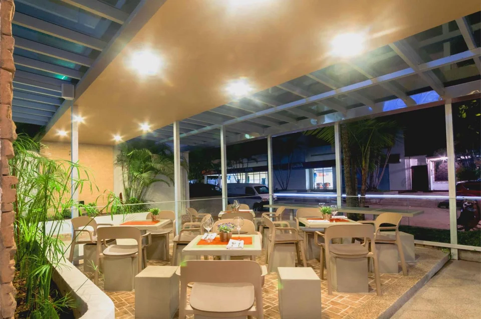 Waira Suites Hotel