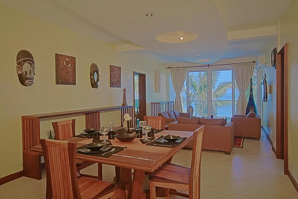 Cowrie Shell Beach Apartments