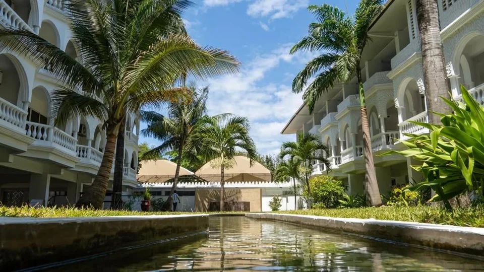 CityBlue Creekside Hotel & Suites