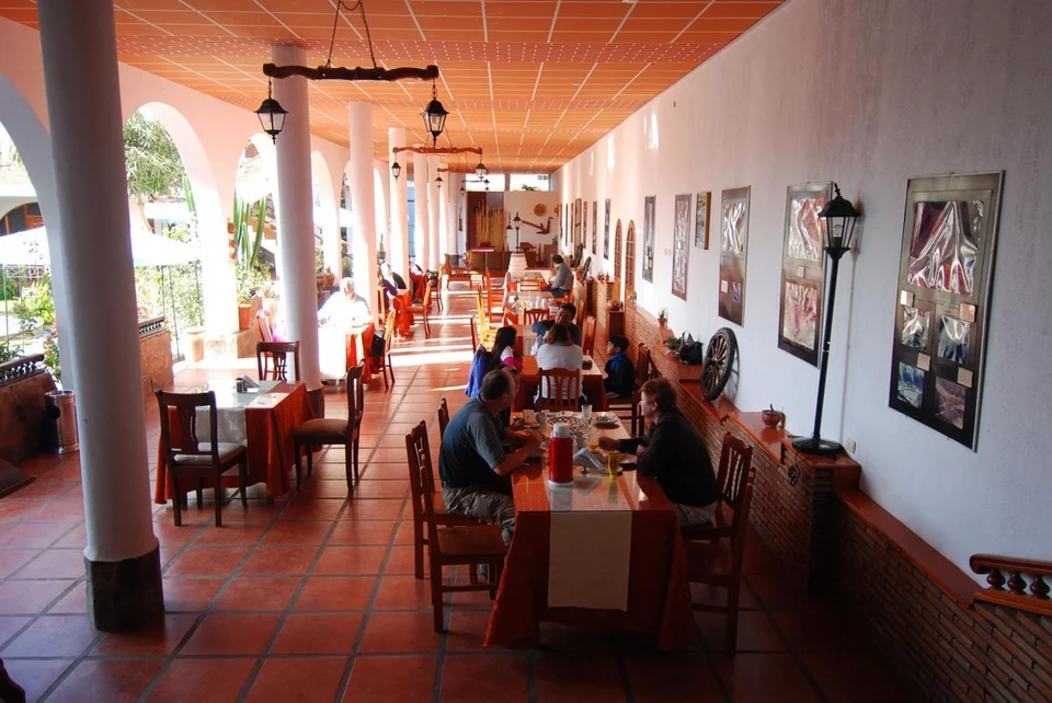 Hotel Alegría