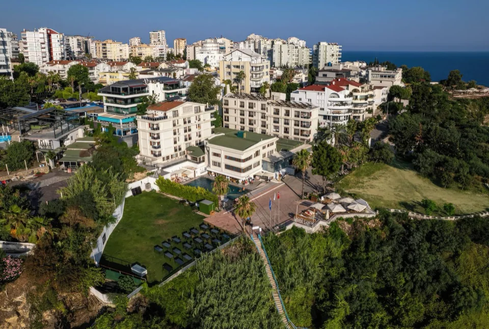 Qinn Hotels