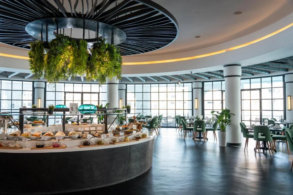 Millennium Lakeview Hotel
