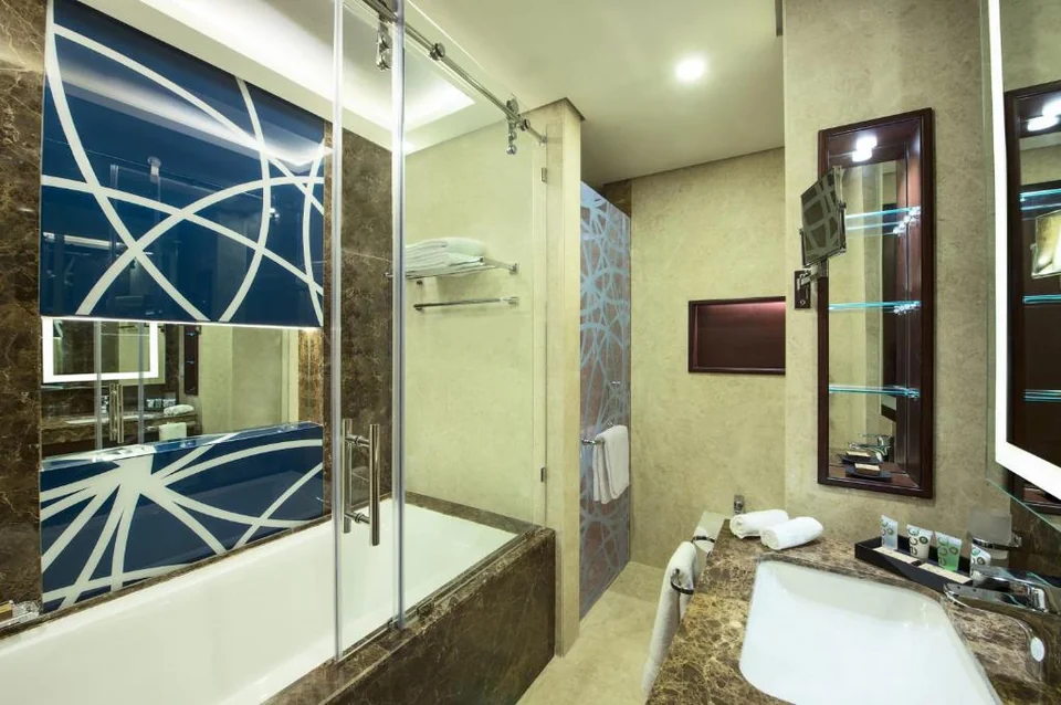 Grand Mercure Business Bay