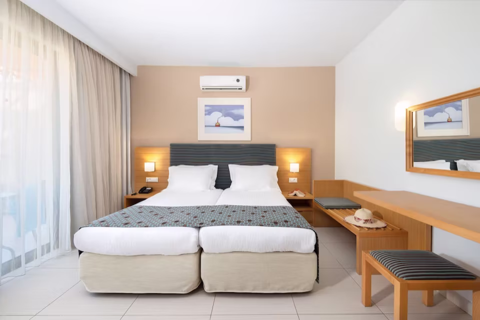 Iolida Beach Hotel