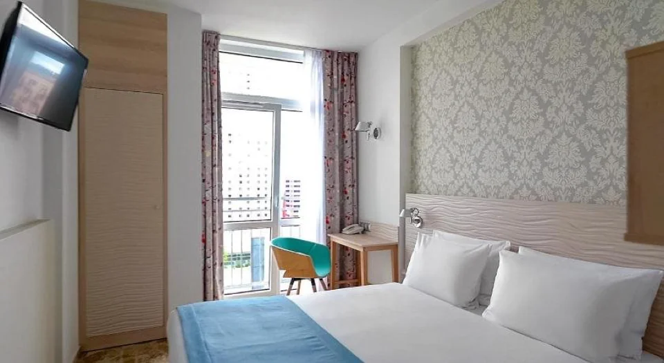 Metropol Hotel