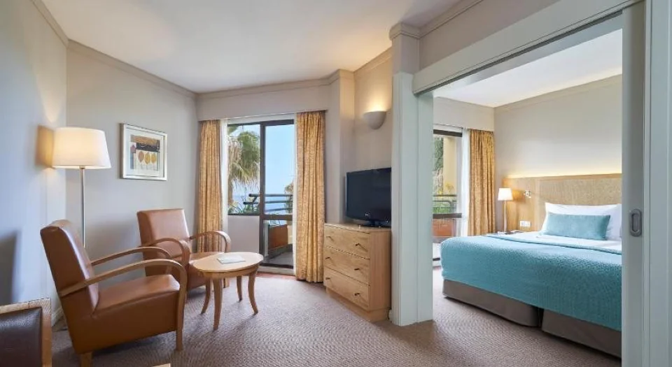 Suite Hotel Eden Mar