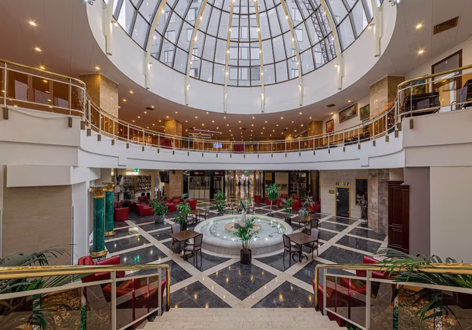 Radisson Slavyanskaya Hotel & Business Center, Moscow