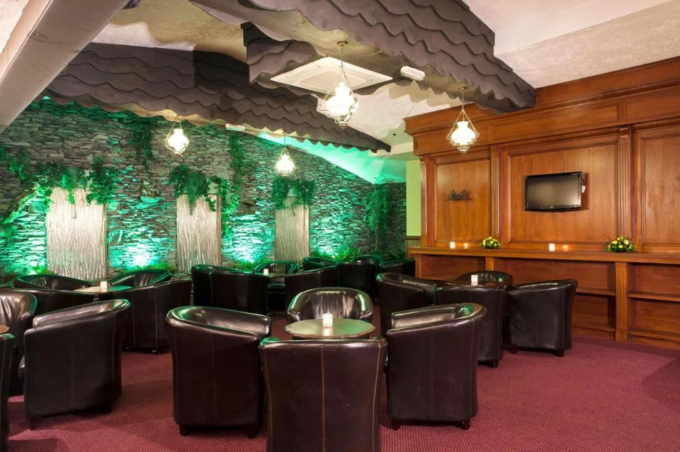 Eviston House Hotel