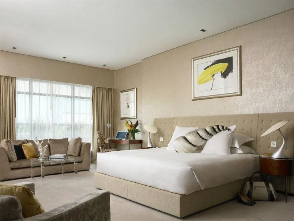The g Hotel