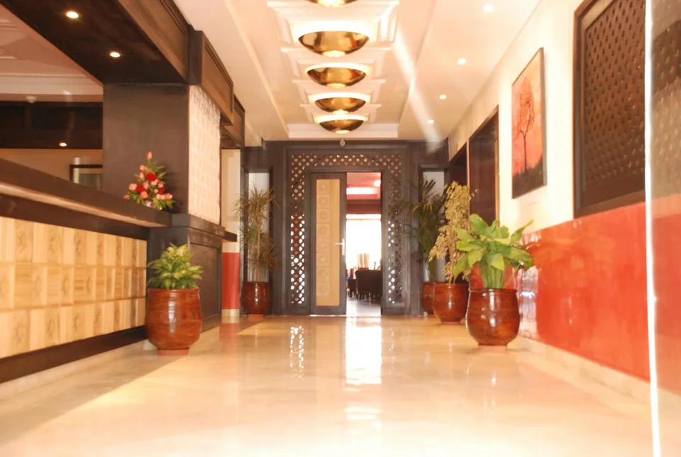New Farah Hotel