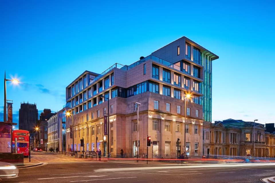 A photograph of Hope Street