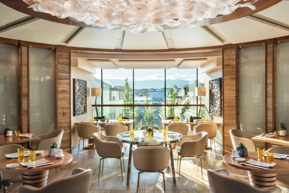 Four Seasons Des Bergues