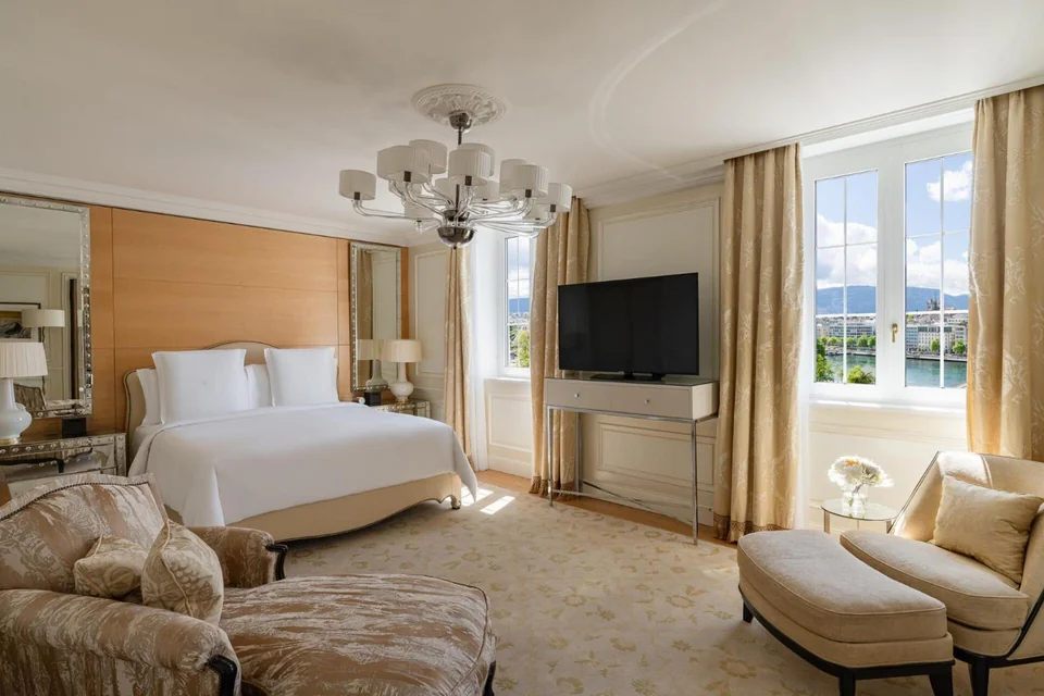 Four Seasons Des Bergues
