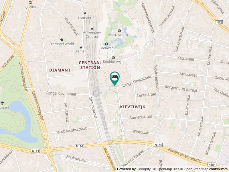 Lindner Hotel & City Lounge konumu