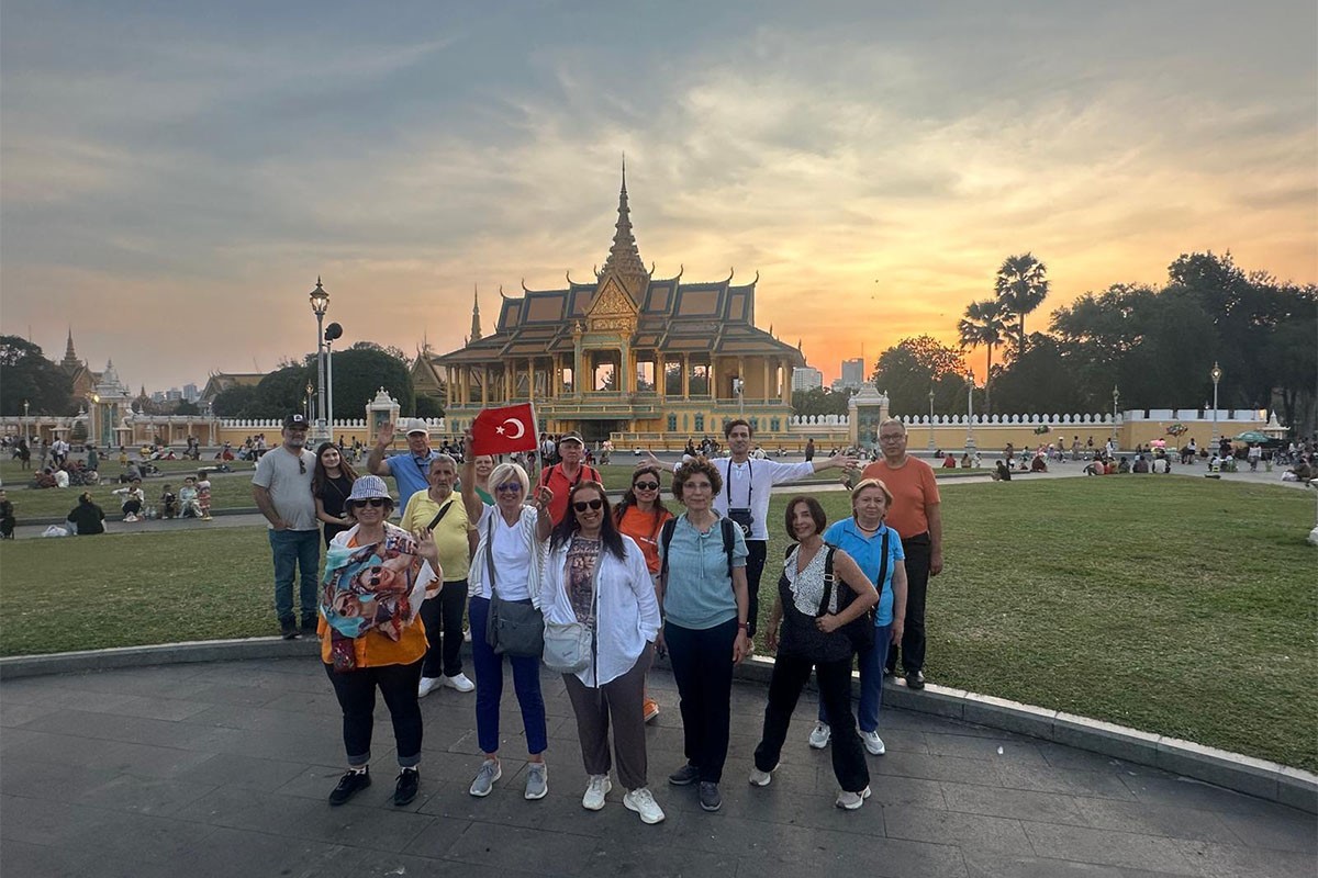 Vietnam Cambodia Laos Tour - THY - 13 Days - 2026