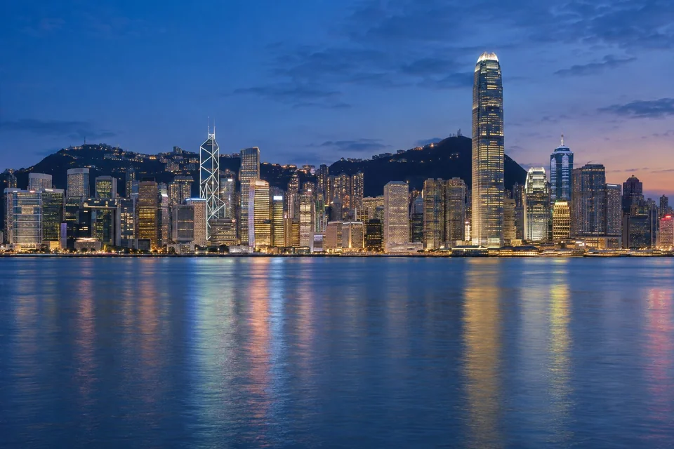 Hong Kong ve Japonya